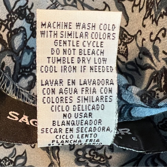 Sag Harbor Petite Size 8 Floral Blue Skirt Back Zipper Flawed Hem is not sewn - Picture 9 of 9